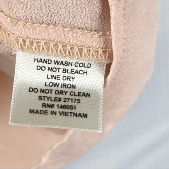 Anthropologie Monteau Layered Double Georgette V-neck Blouse (size Large) - Picture 5 of 5